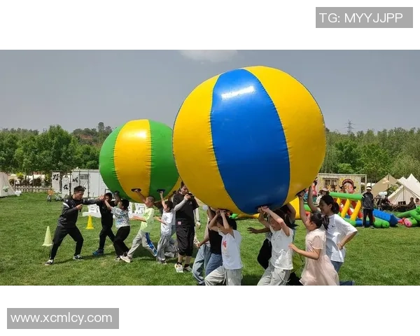 充气足球游戏的乐趣与技巧探索让你尽享运动的快乐与激情 充气足球游戏的乐趣与技巧探索让你尽享运动的快乐与激情